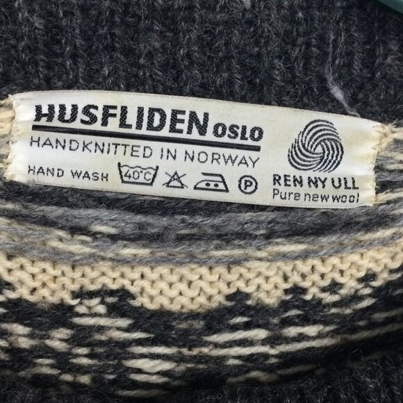 HUSFLIDEN Oslo Hand Knitted Nordic Wool Sweater - Picture 5 of 9